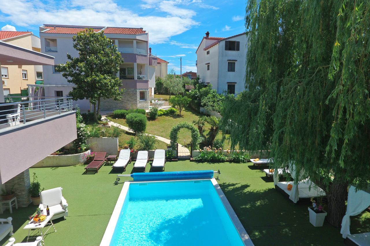 Apartments Mirakul Zara Esterno foto